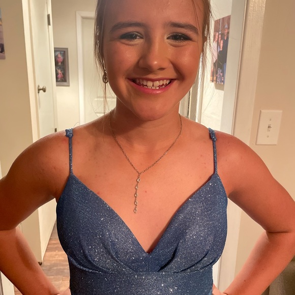 Junior Sized Party Dress (Size 9/10) - Picture 2 of 5